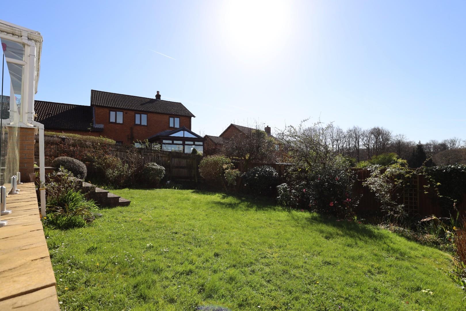 Elms Park, Miskin, Pontyclun